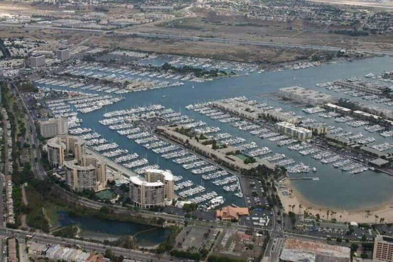 long-beach-private-la-coast-surf-and-turf-helicopter-tour