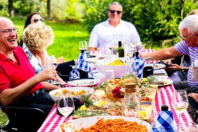 lunch-in-the-olive-grove