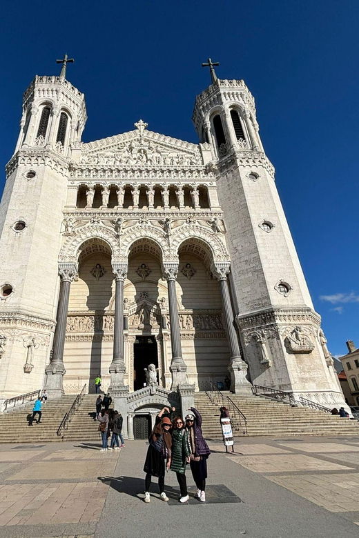 lyon-visit-lyon-on-a-private-half-day-tour-with-a-driver