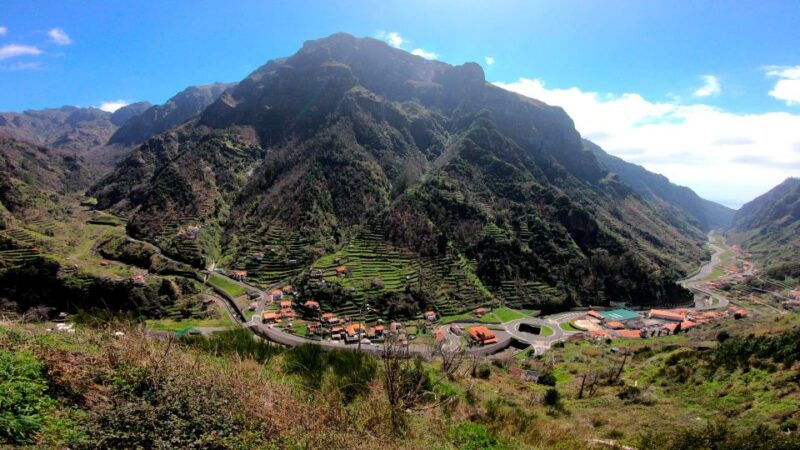 madeira-cabo-girao-wines-experience-and-dolphins-watching