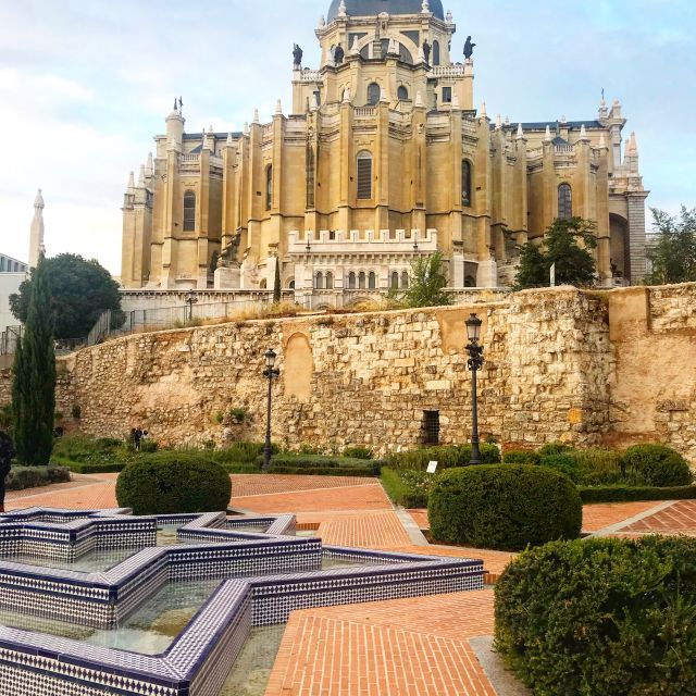 madrid-capture-the-most-photogenic-spots-with-a-local