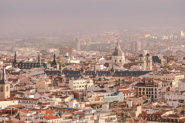 madrid-private-walking-tour-photo-shoot