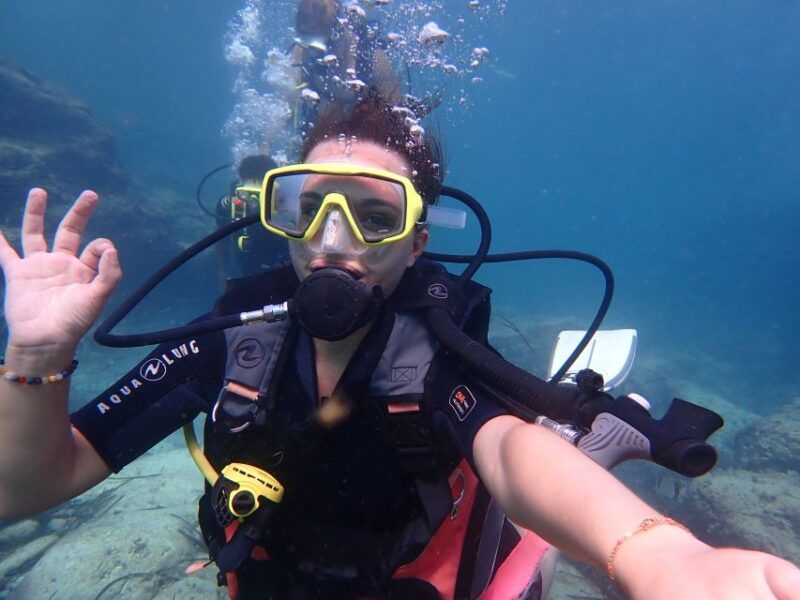 mallorca-try-out-scuba-diving-in-a-marine-nature-reserve