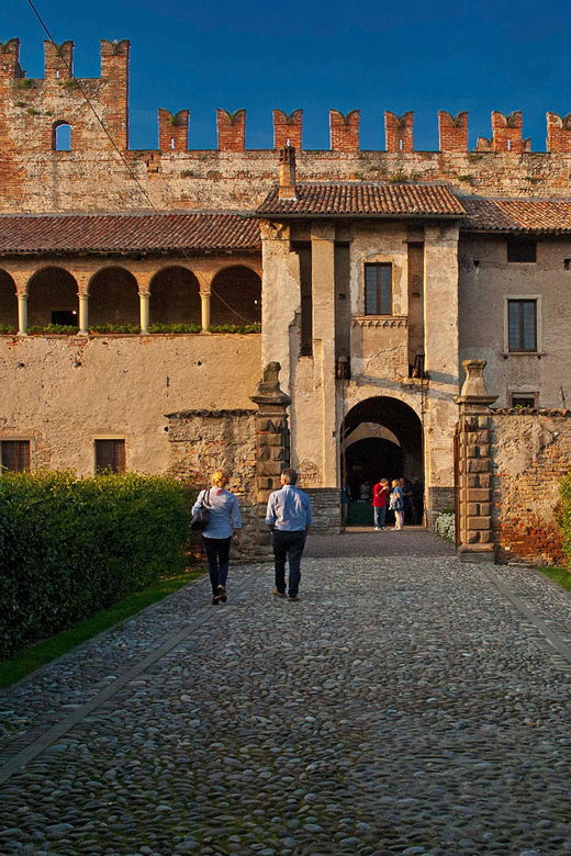 malpaga-castle-ticket-with-audioguide-included