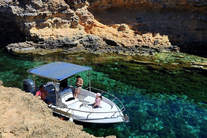 malta-gozo-comino-caves-crystal-blue-lagoon-private-boat-trips