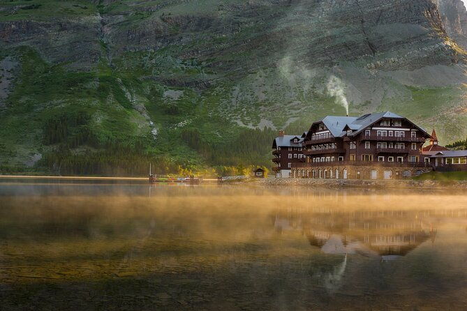 many-glacier-tour-in-glacier-national-park-with-audio-guide