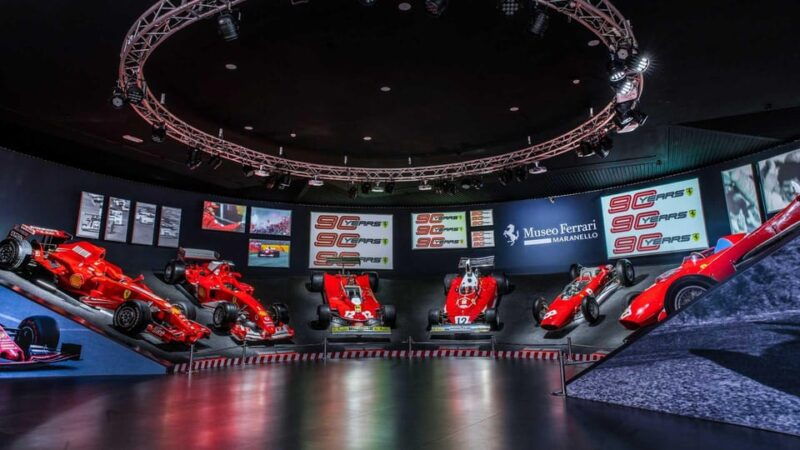 maranello-ferrari-museum-entrance-and-professional-f1-simulator