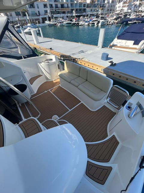 marbella-boat-trip-with-dolphin-watching-and-drinks