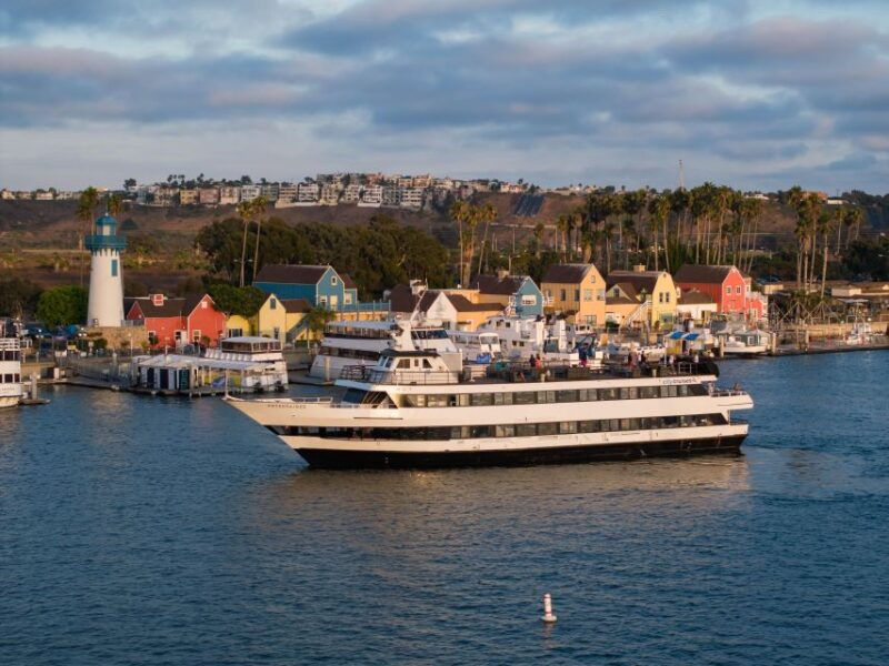 marina-del-rey-christmas-day-buffet-brunch-or-dinner-cruise