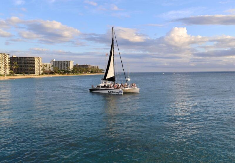 maui-2-hour-sunset-dinner-sail-with-open-bar-and-appetizers