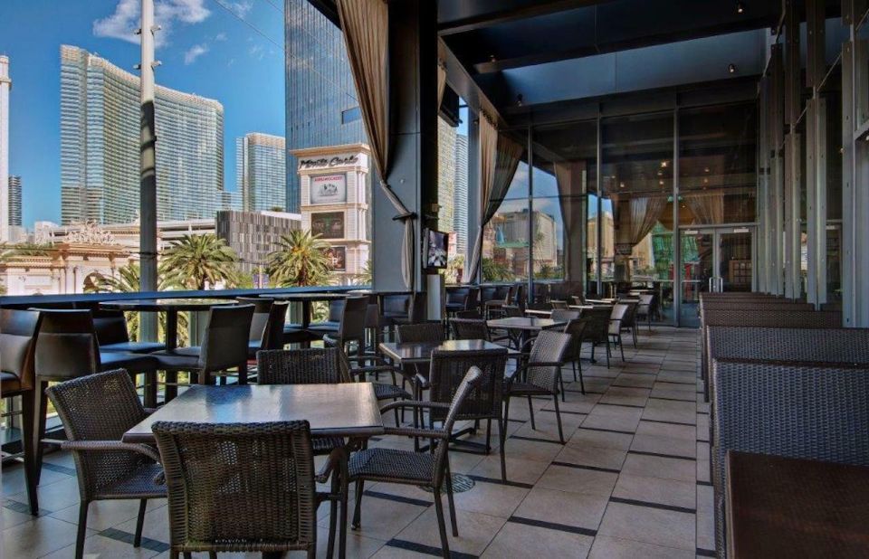 meal-at-hard-rock-las-vegas-on-the-las-vegas-strip