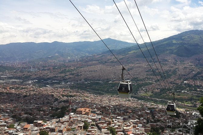 medellins-comuna-13-struggle-and-splendor