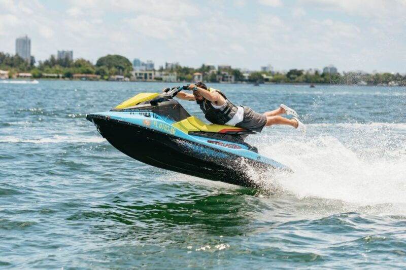 miami-jet-ski-boat-ride-on-the-bay