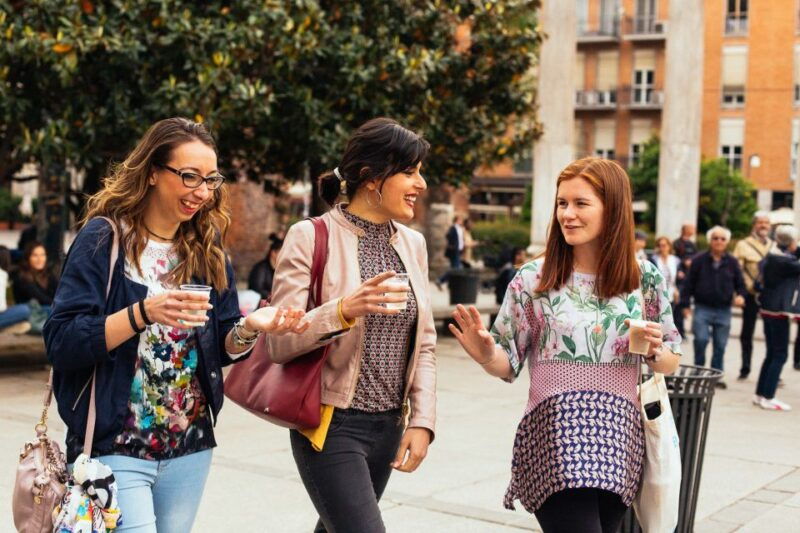 milan-private-tour-with-drinks-bites-in-centro-storico
