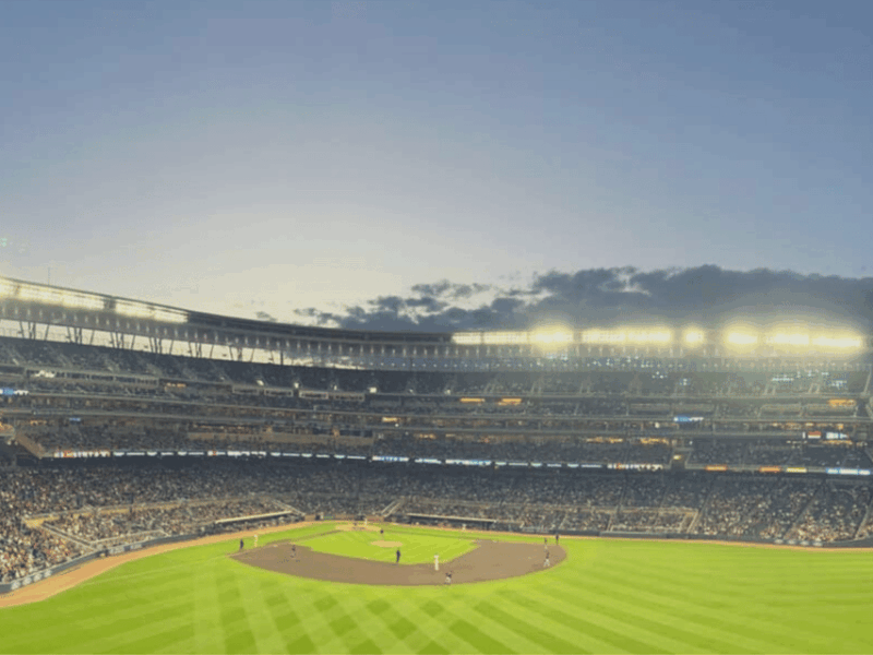 minnesota-twins-baseball-game-at-target-field