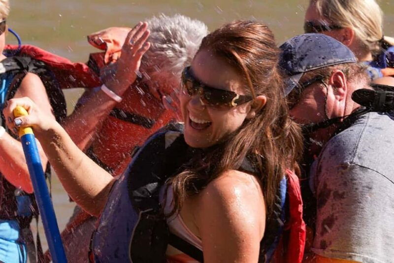 moab-colorado-river-mid-day-rafting-with-bbq-lunch
