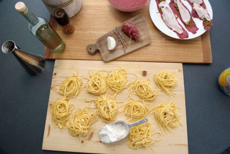 modena-private-pasta-making-class-at-a-locals-home