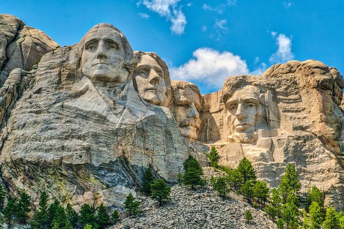mount-rushmore-theodore-roosevelt-and-badlands-audio-tour-guide