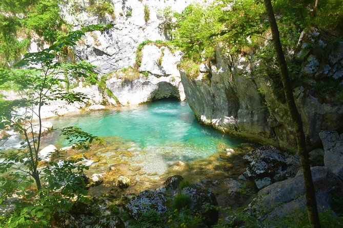 mrtvica-canyon-hiking-tour