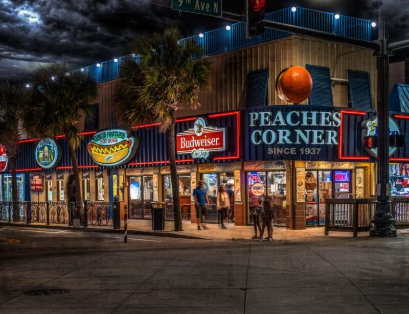myrtle-beach-ghosts-and-pirates-haunted-city-walking-tour