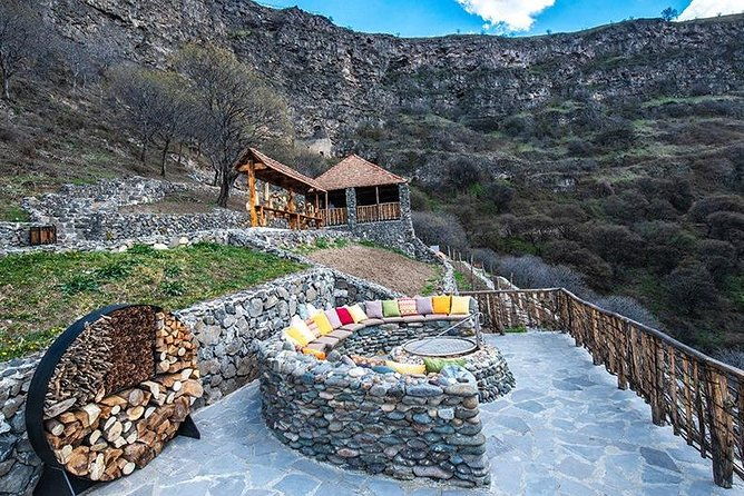 mysterious-zarni-parni-and-sanahin-haghpat-monasteries