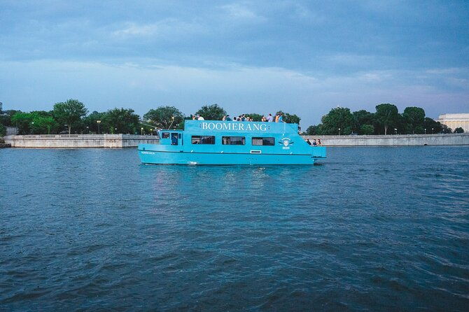 narrated-sightseeing-boat-cruise-along-potomac-river-in-dc