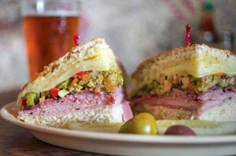 new-orleans-french-quarter-cocktail-and-foodie-crawl-tour