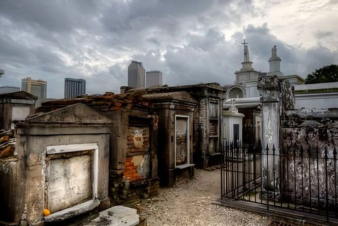 new-orleans-french-quarter-private-walking-tour-with-a-guide
