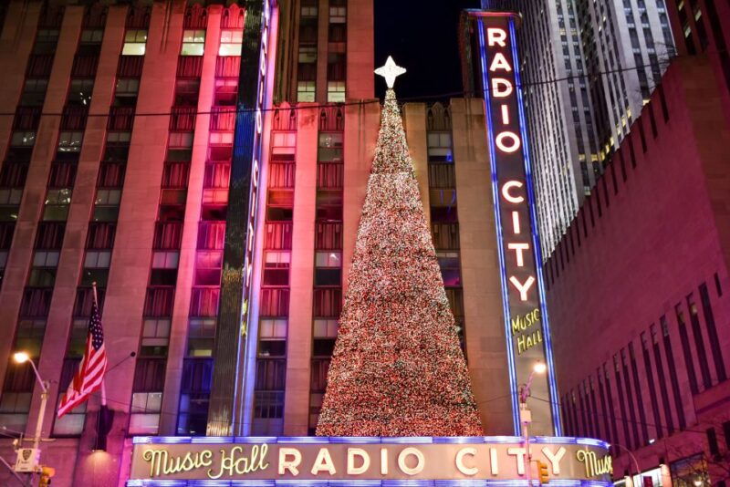 new-york-city-christmas-holiday-tour-of-manhattan