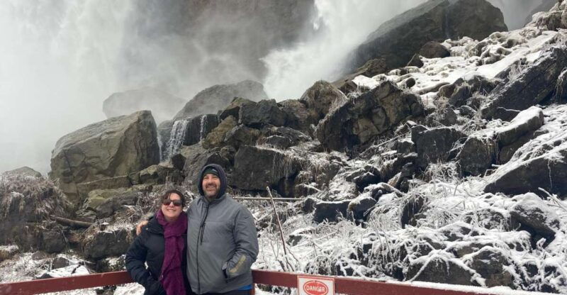niagara-falls-ny-winter-niagara-falls-with-cave-gorge-tour