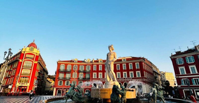 nice-guided-walking-tour-in-english
