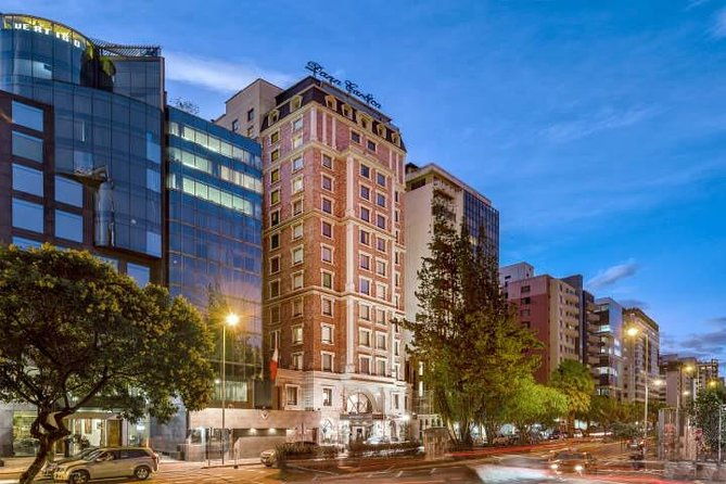 night-tour-of-urban-legends-in-quito