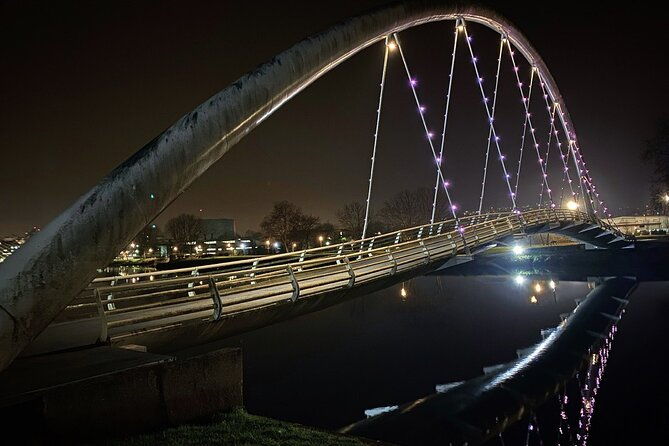 night-walking-tour-of-pontevedra