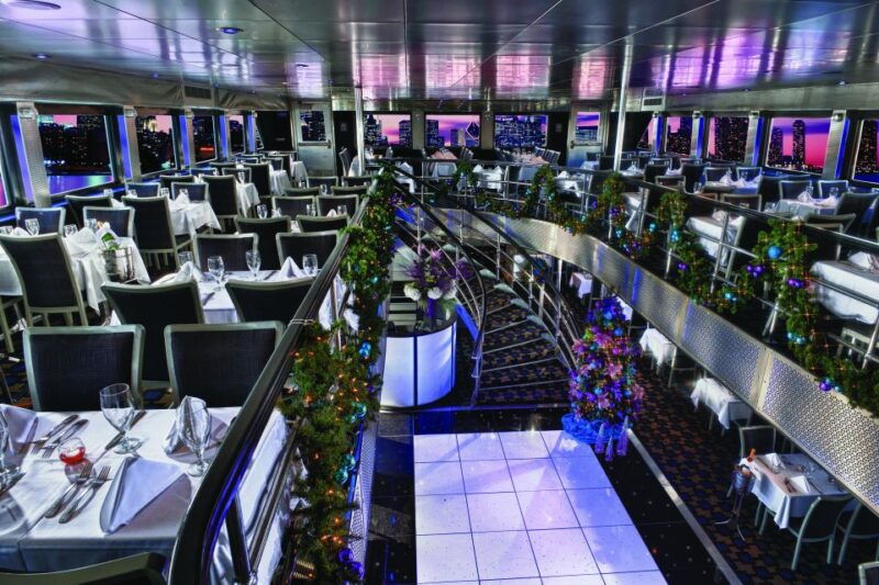 nyc-christmas-eve-buffet-lunch-or-dinner-harbor-cruise
