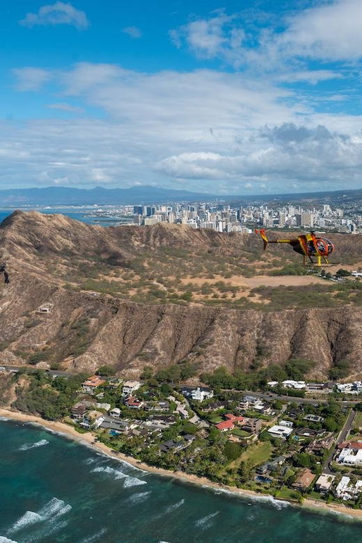 oahu-magnum-p-i-doors-off-helicopter-tour