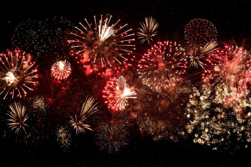 oahu-waikiki-fireworks-boat-cruise-from-oahu