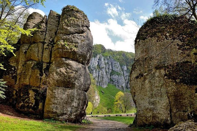 ogrodzieniec-castle-ojcow-national-park-tour