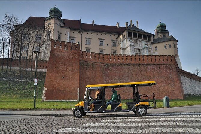 old-town-sightseeing-group-tour-by-electric-golf-cart-in-krakow
