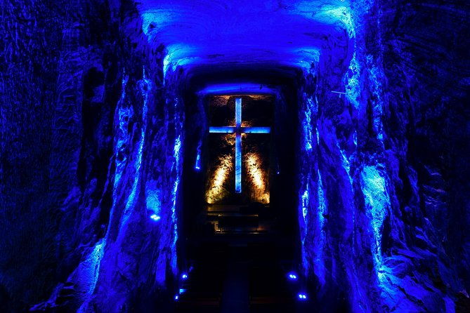 one-day-salt-cathedral-of-zipaquira-you-can-not-miss-this-wonder-of-colombia