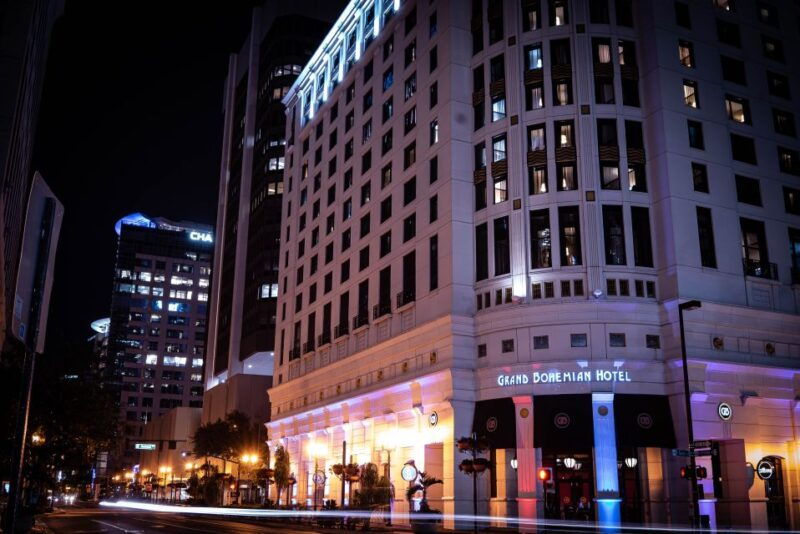 orlando-haunts-boos-and-booze-haunted-pub-crawl-2