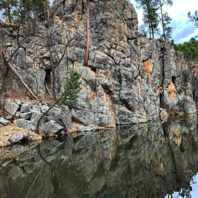 pactola-lake-private-kayak-or-paddleboard-experience