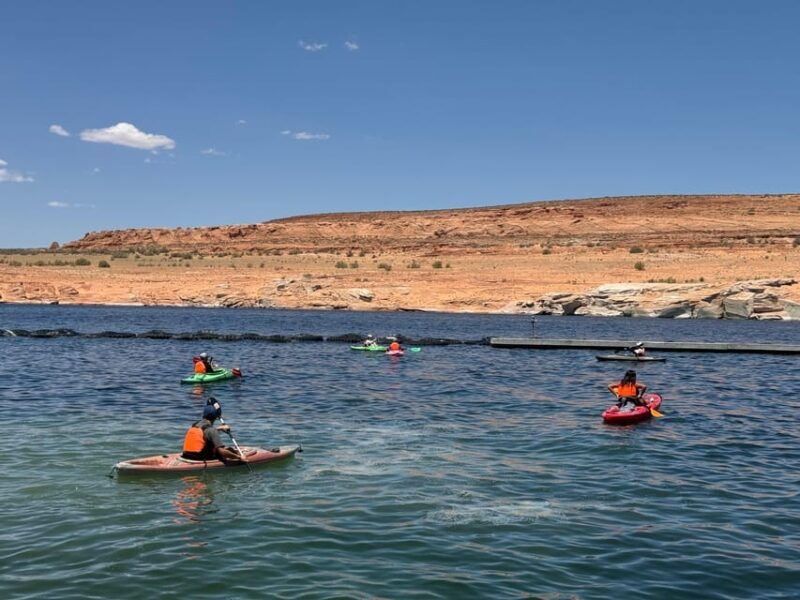 page-lake-powell-kayak-water-antelope-canyon-hiking-tour