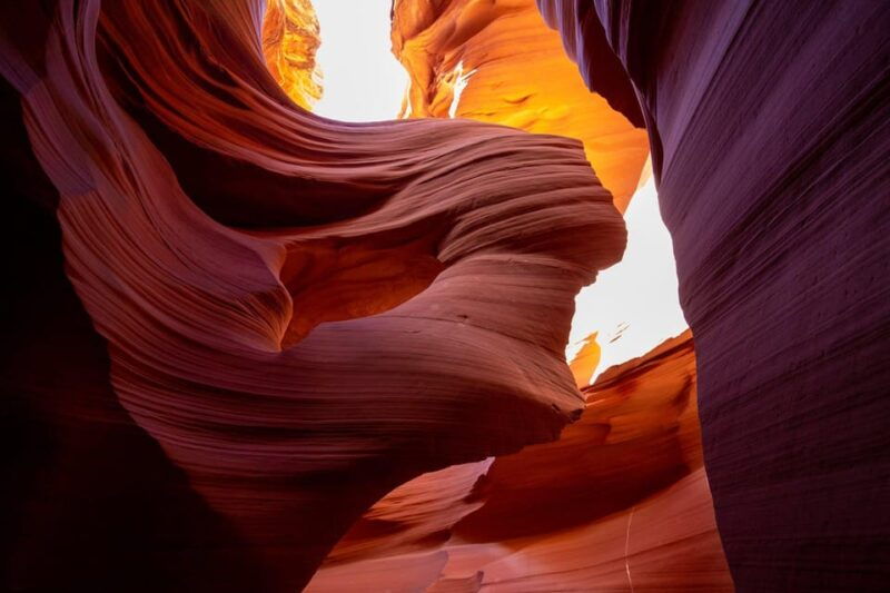 page-lower-antelope-canyon-walking-tour-with-navajo-guide