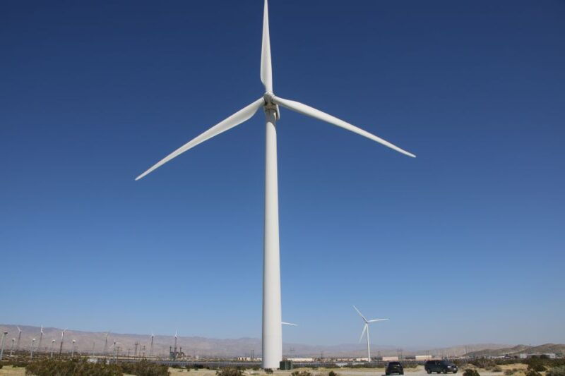 palm-springs-self-driving-windmill-tour