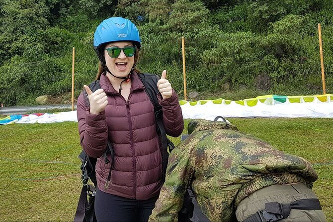 paragliding-over-guacaica-jungle-private-experience-from-guatape