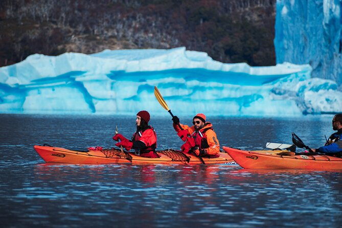 perito-moreno-glacier-kayak-tour-including-transportation