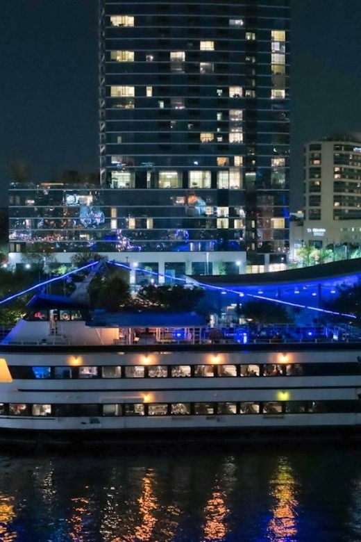 philadelphia-christmas-eve-gourmet-brunch-or-dinner-cruise