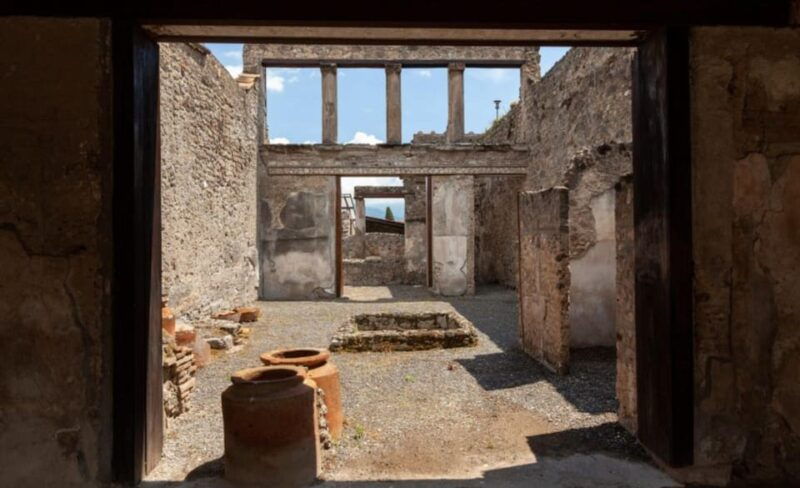 pompeii-entry-ticket-guided-tour-with-an-expert-historian