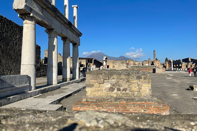pompeii-guided-tour-with-skip-the-line-entry-2