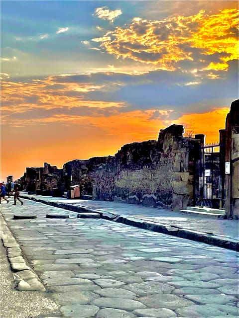 pompeii-sunset-tour-a-visit-away-from-the-crowds